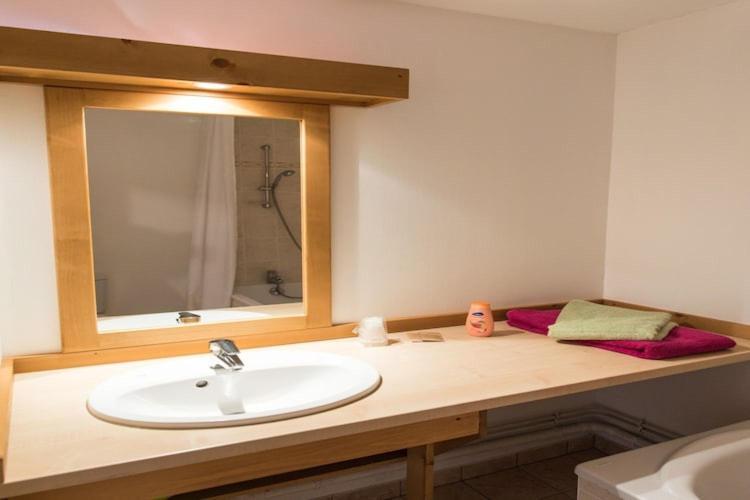 Great Apartment In Near Lake Annecy Giez Екстериор снимка