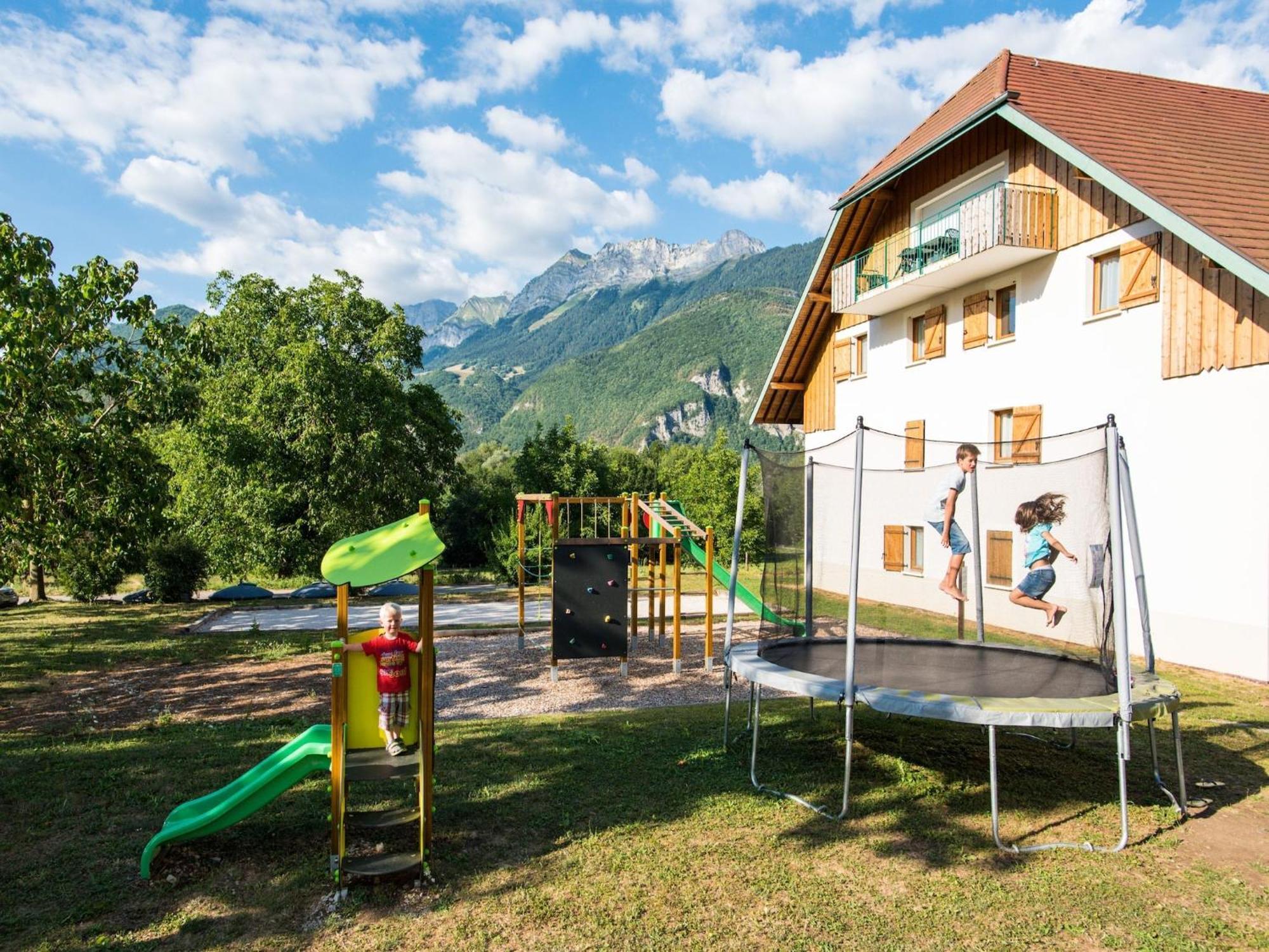 Great Apartment In Near Lake Annecy Giez Екстериор снимка